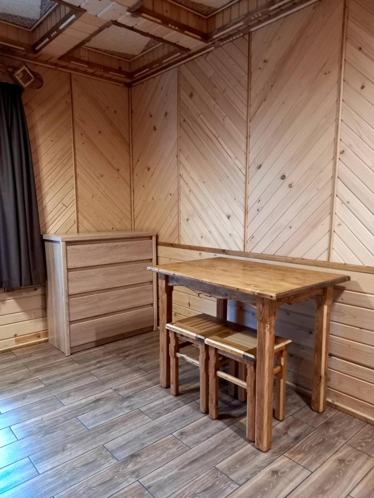 Voyage Tatariv Hotel Værelse billede