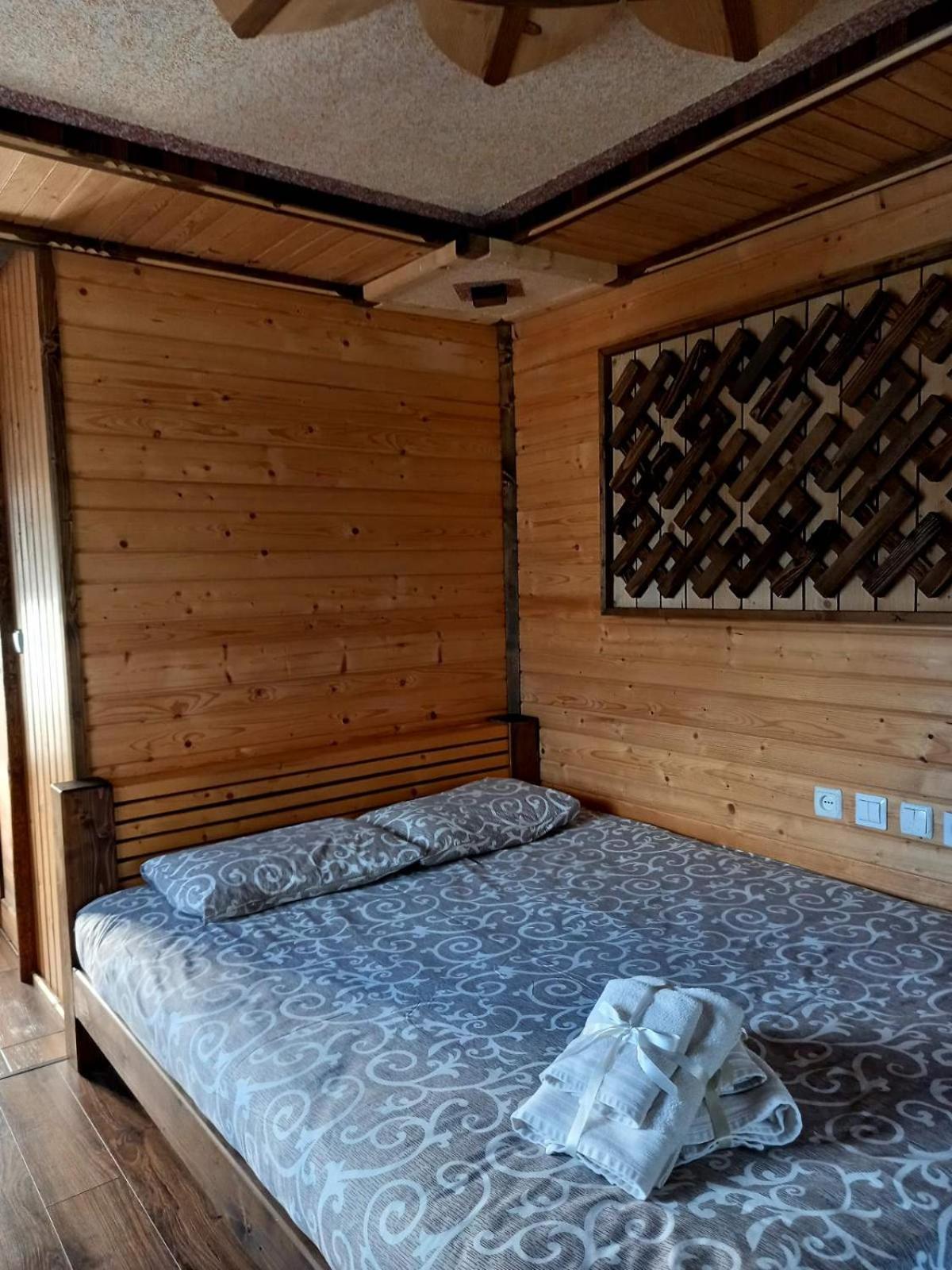 Voyage Tatariv Hotel Eksteriør billede